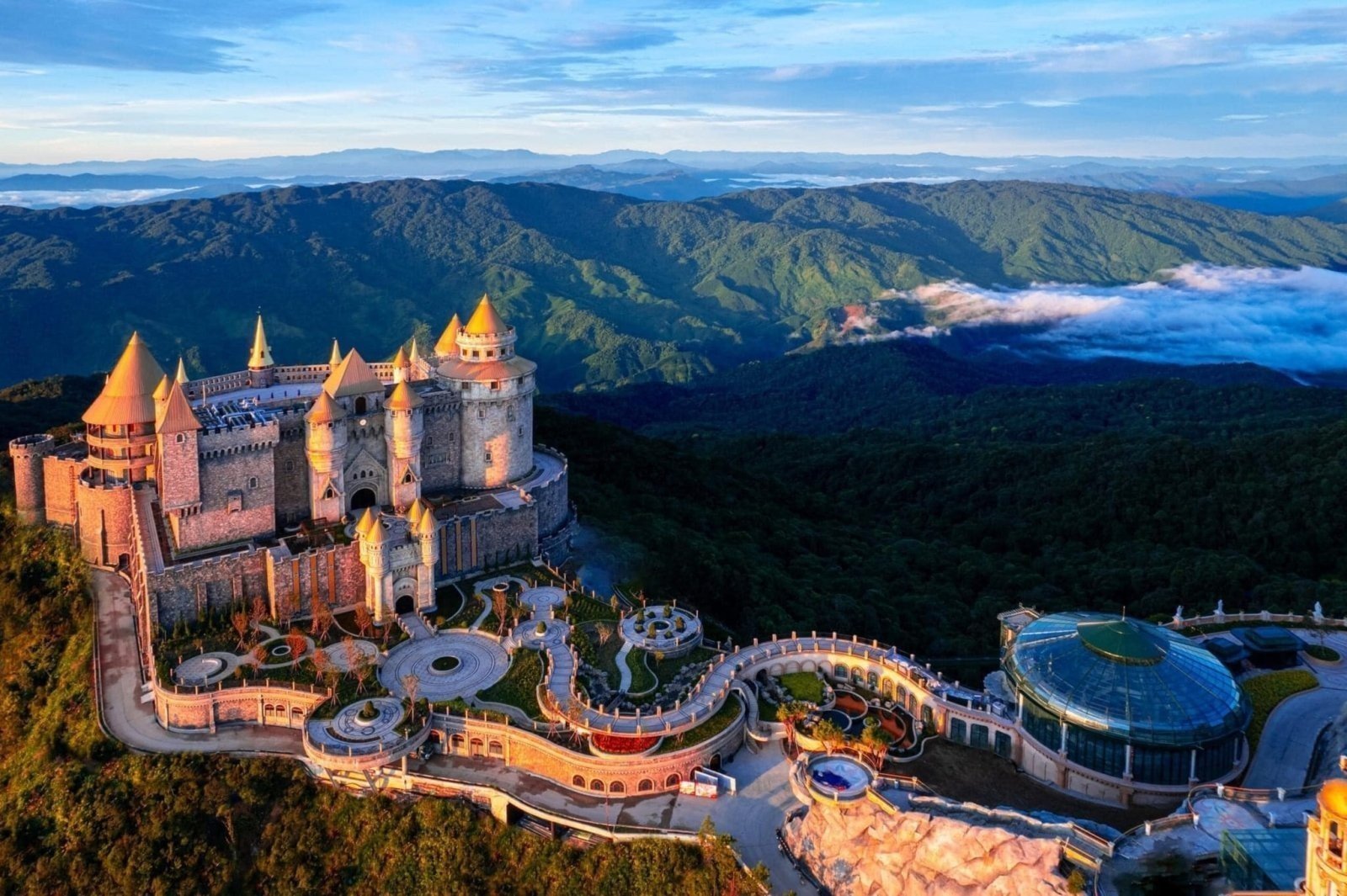 ba-na-hills-and-golden-bridge-full-day-tour-from-dananghoi-an_YwbXh