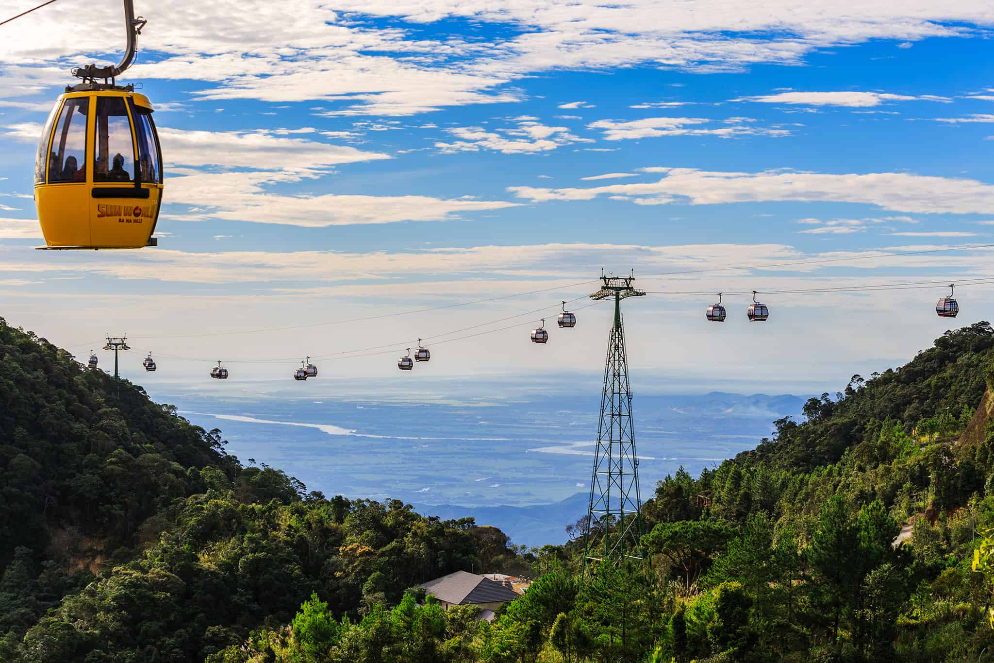 cb7666cb-d15e-4ecf-8901-e61bada48dca_ba-na-hills-and-golden-bridge-full-day-tour-from-da-nang